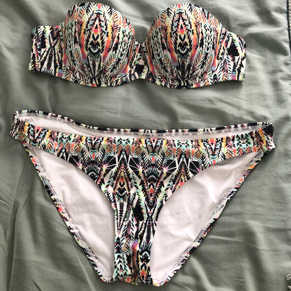 American Eagle Patterned Bikini